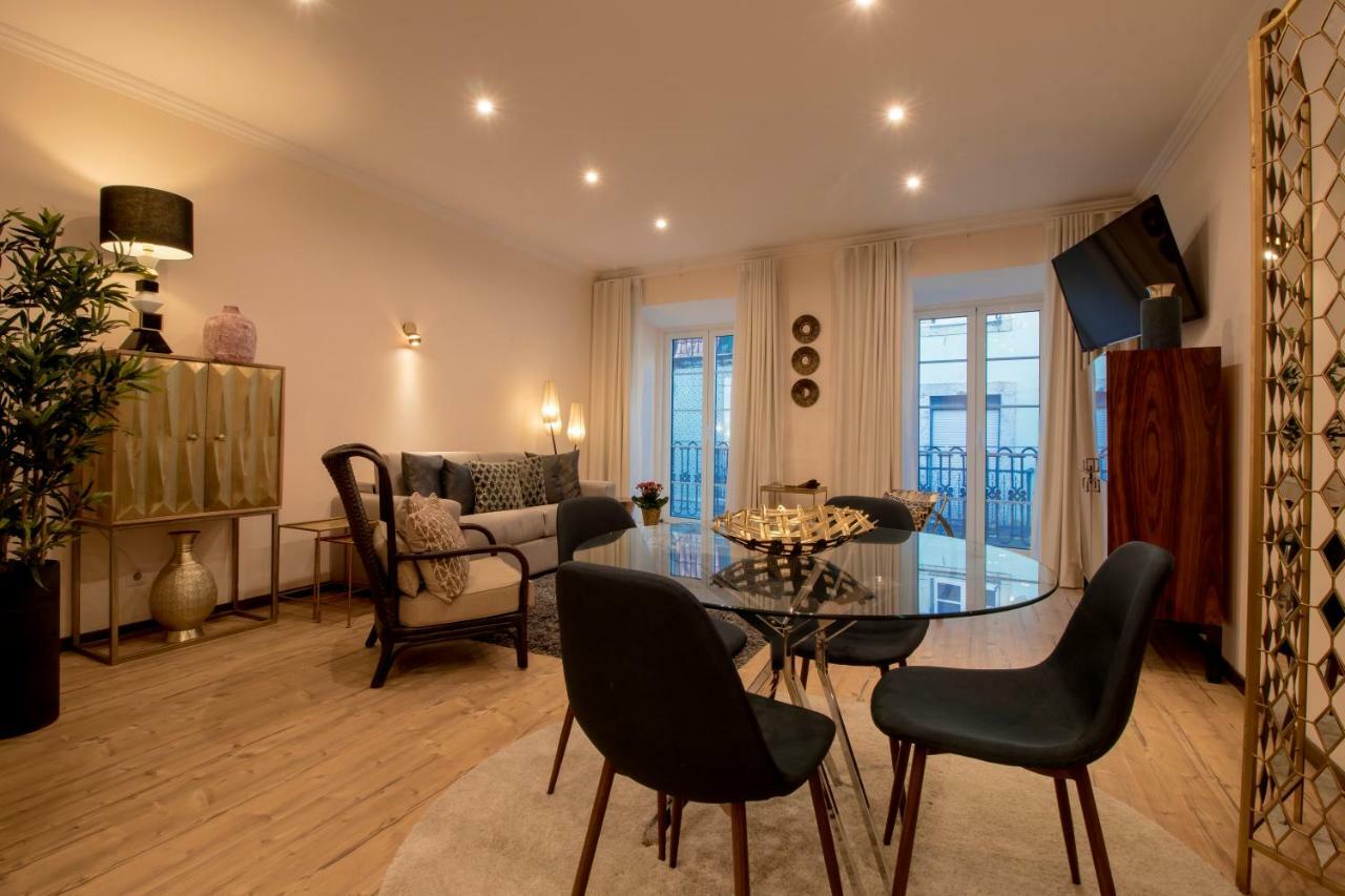 Apartamentos Rosa Do Bairro Alto Lizbona Zewnętrze zdjęcie
