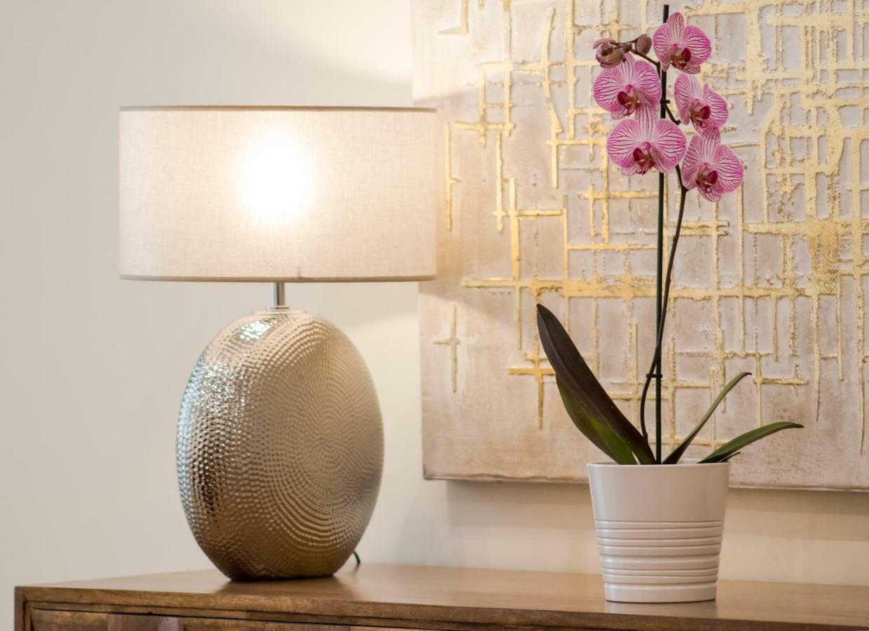 Apartamentos Rosa Do Bairro Alto Lizbona Zewnętrze zdjęcie